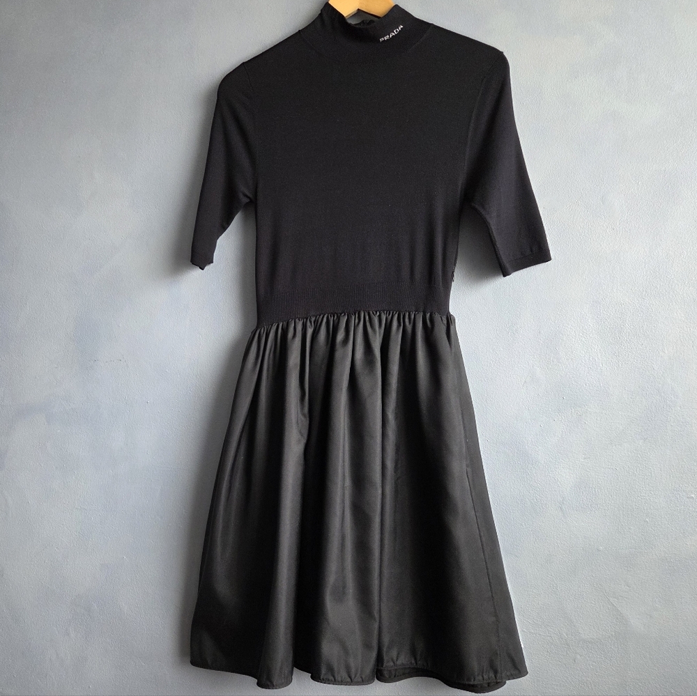 PRADA WOOL RE-NYLON BLACK FIT AND FLARE, MINI DRESS, SIZE ITALY 40 - Picture 2 of 16